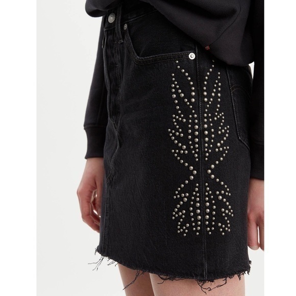 Levis High-Rise Deconstructed Skirt - Picture 4 of 4